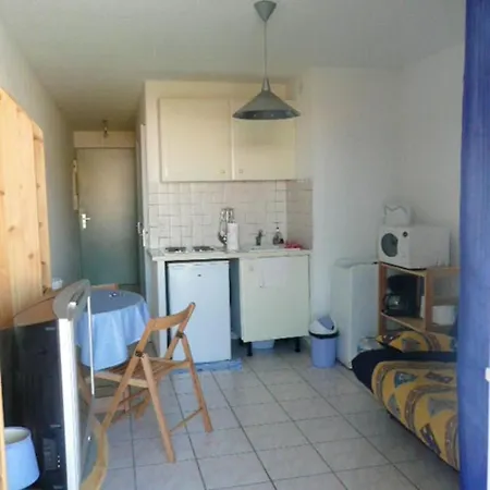 Cosy Avec Vue Sur La A Sainte-marie - 30 M²