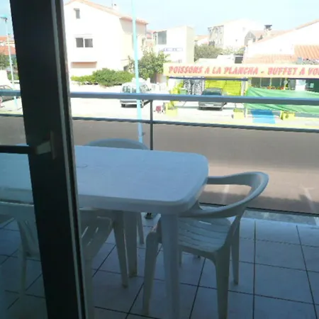Cosy Avec Vue Sur La A Sainte-marie - 30 M² شقة *