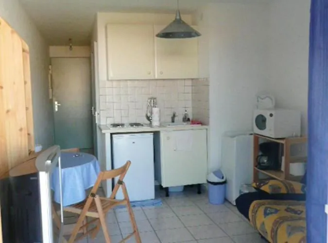 Cosy Avec Vue Sur La à Sainte-marie - 30 M²